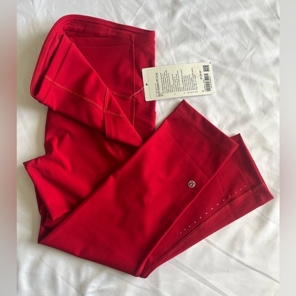 NWT Lululemon Swift Speed HR Crop 21" - Size 6 Dark Red - Picture 5 of 8
